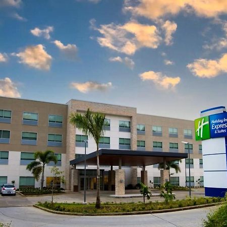 Holiday Inn Express & Suites Diamond By Ihg Stubbs Exterior foto
